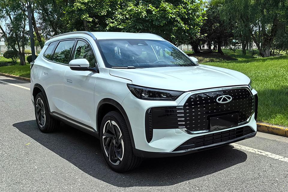 Mẫu Tiggo 8 C-DM